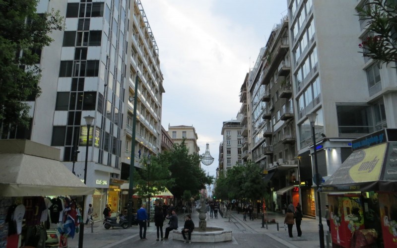 Το Πασχαλινό ωράριο λειτουργίας των καταστημάτων Αττικής