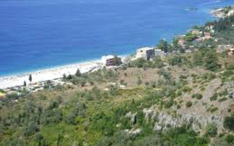Αποσύρθηκε το αλβανικό ΦΕΚ που δήμευε ακίνητα Ελλήνων στην Χειμάρρα